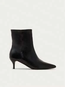 Nöista Pointed Toe Ankle Boot With A Clean Silhouette, Slim Mid Heel, Smooth Leather Finish And Inside Zip Closure. Fall Boots - Black - View 5
