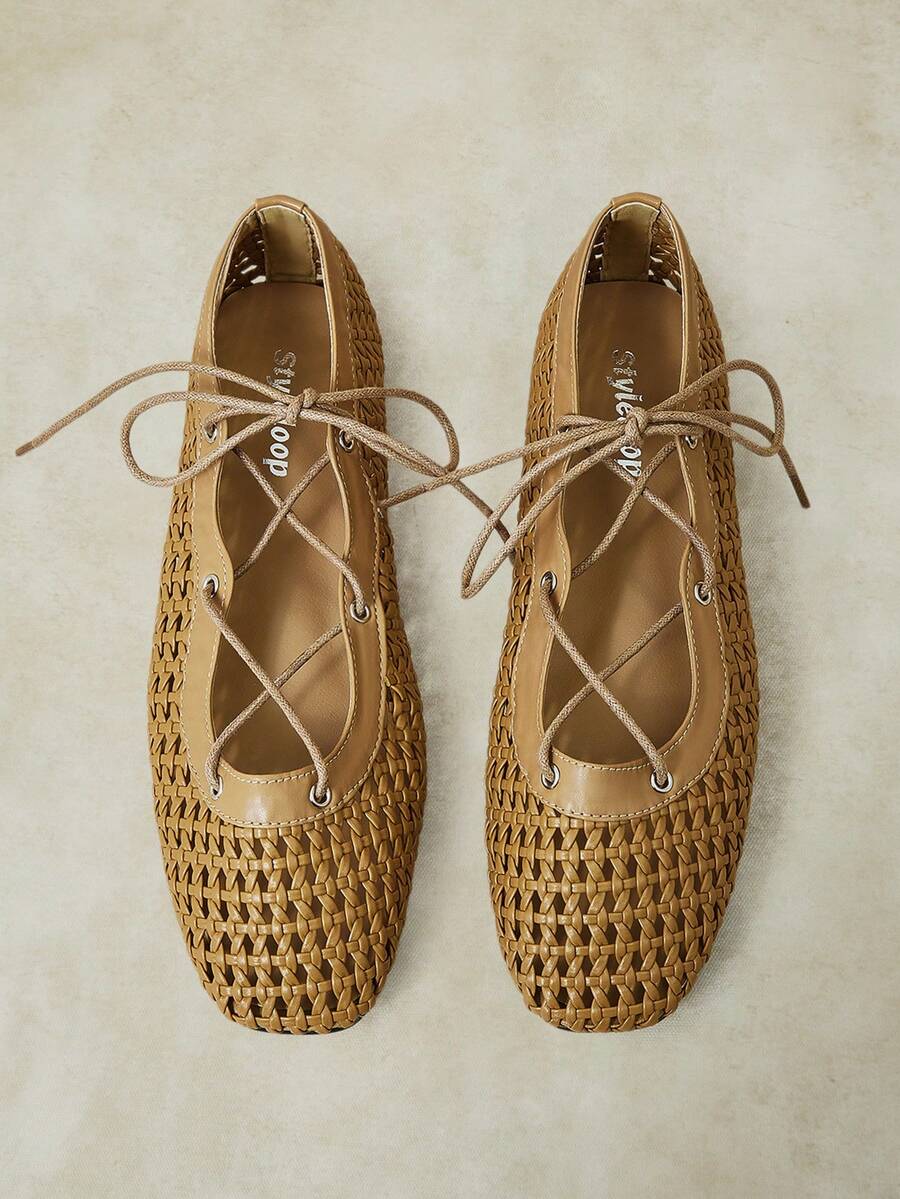 Styleloop Ladies, Willow Nails, Flat Shoes, Vacation Atmosphere, Summer Wear, Travel Essentials, Y2K, Cool Girl Night Out Wear - Light brown - View 1