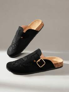 Solecia Women's Flat Round Toe Embroidered Slip-On Casual Comfortable Loafers Fall Shoes - Black - View 10