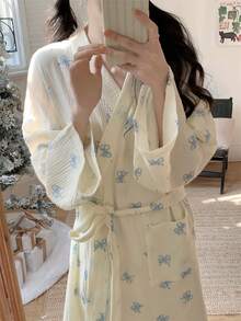 1件裝女款蝴蝶結印花裹身晨袍，休閒寬鬆皺褶布料居家家居服 - 藍色蝴蝶結 - 查看 5