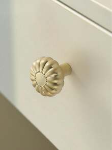 Golden Full Set Of Furniture Handles Suitable For Any Furniture, Including Drawers, Cabinets, Doors, Zinc Alloy Material Cabinets, French Light Luxury Handles - Gold - View 2