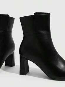 Daringsoles 女款新款黑色方頭粗跟短靴,秋冬通勤百搭真皮質感側拉鍊踝靴 - 黑色 - 查看 4
