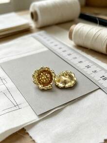 1 Pack 10 Pieces Vintage Irregular Stamen‑Shaped Metal Flower Buttons Decorative Fasteners For Sweater Top Overcoat Windbreaker Outerwear Sewing Accessories - 10pcs - View 7