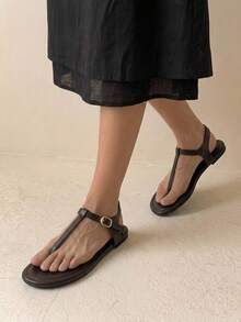 HighSole 巧克力棕色鉚釘夾腳涼鞋，配古董金金字塔裝飾，音樂節風格，春夏街頭穿搭 - 棕色2x - 查看 4