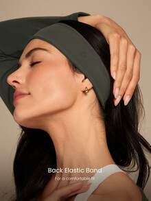 GLOWMODE FeatherFit™ Headband Pemanasan, Menyerap Keringat, Elastis, Anti Selip, Cocok untuk Yoga, Pilates, Olahraga di Gym, Latihan, dan Aktivitas Harian. - Teh hijau Portugis - View 2