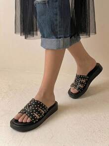 HighSole 春夏鉚釘寬帶厚底拖鞋，舒適輕便平底極簡女款拖鞋，日常穿著 - 黑色 - 查看 5