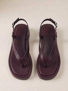 HighSole 春夏新款可調節扣設計夾腳露趾厚底增高都會極簡風涼鞋 柔軟舒適防滑 通勤購物海邊度假音樂節百搭夏季穿搭 - 酒紅色 - 查看 5