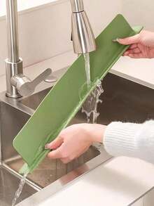 Silicone Sink Baffle Splash Guard With Suction Cup Splash Guard And Drip Catcher Tray Handle Drip Tray Kitchen Sink Mat Drip Tray Faucet Splash Cover Countertop Protector Bathroom Accessories Kitchen Essentials Household Items Kitchen Gadgets - A - View 9