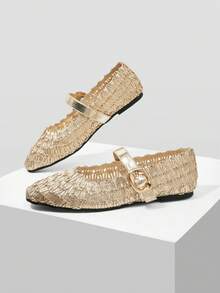 MOTF WOMEN  WOVEN RAFFIA SQURE FLATS - Gold - View 3