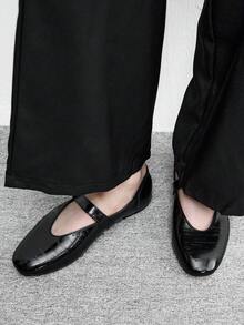 CUCCOO BIZCHIC 女款時尚通勤百搭休閒瑪麗珍平底鞋，聖誕與春季鞋款 - 墨黑色 - 查看 6