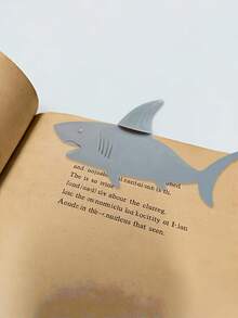 1Pack Standard Size Durable 3D Realistic Shark Shaped Unique Ocean Theme Bookmark Decorative Creative Fun Gift For Shark Lovers School Office Supplies Stationery Must Have - multicolor - View 3