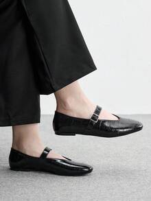 CUCCOO BIZCHIC 女款時尚通勤百搭休閒瑪麗珍平底鞋，聖誕與春季鞋款 - 墨黑色 - 查看 1