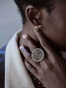 Noxbound Retro Color Matching Flash Diamonds Exaggerated Sense Of Weight Old Money Wind Ring - Antique Silver - View 5