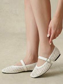 Styleloop Ladies, Buckles, Flat Shoes, Vacation Atmosphere, Summer Wear, Travel Essentials, Y2K, Cool Girl Night Out Wear Fall Shoes - Beige - View 7
