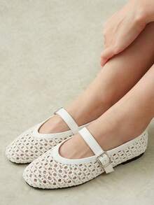 Styleloop Ladies, Buckles, Flat Shoes, Vacation Atmosphere, Summer Wear, Travel Essentials, Y2K, Cool Girl Night Out Wear Fall Shoes - Beige - View 4