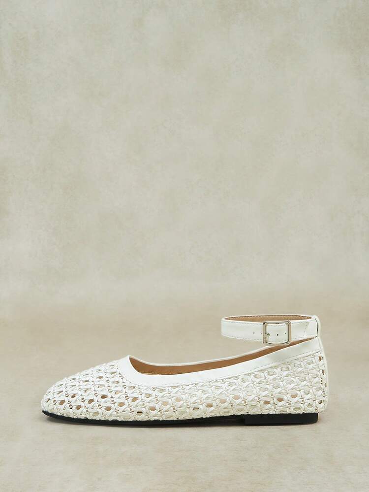 Styleloop Ladies, Buckles, Flat Shoes, Vacation Atmosphere, Summer Wear, Travel Essentials, Y2K, Cool Girl Night Out Wear Fall Shoes - White - View 6