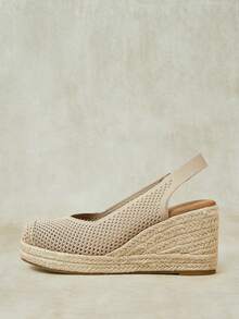 Naken beige