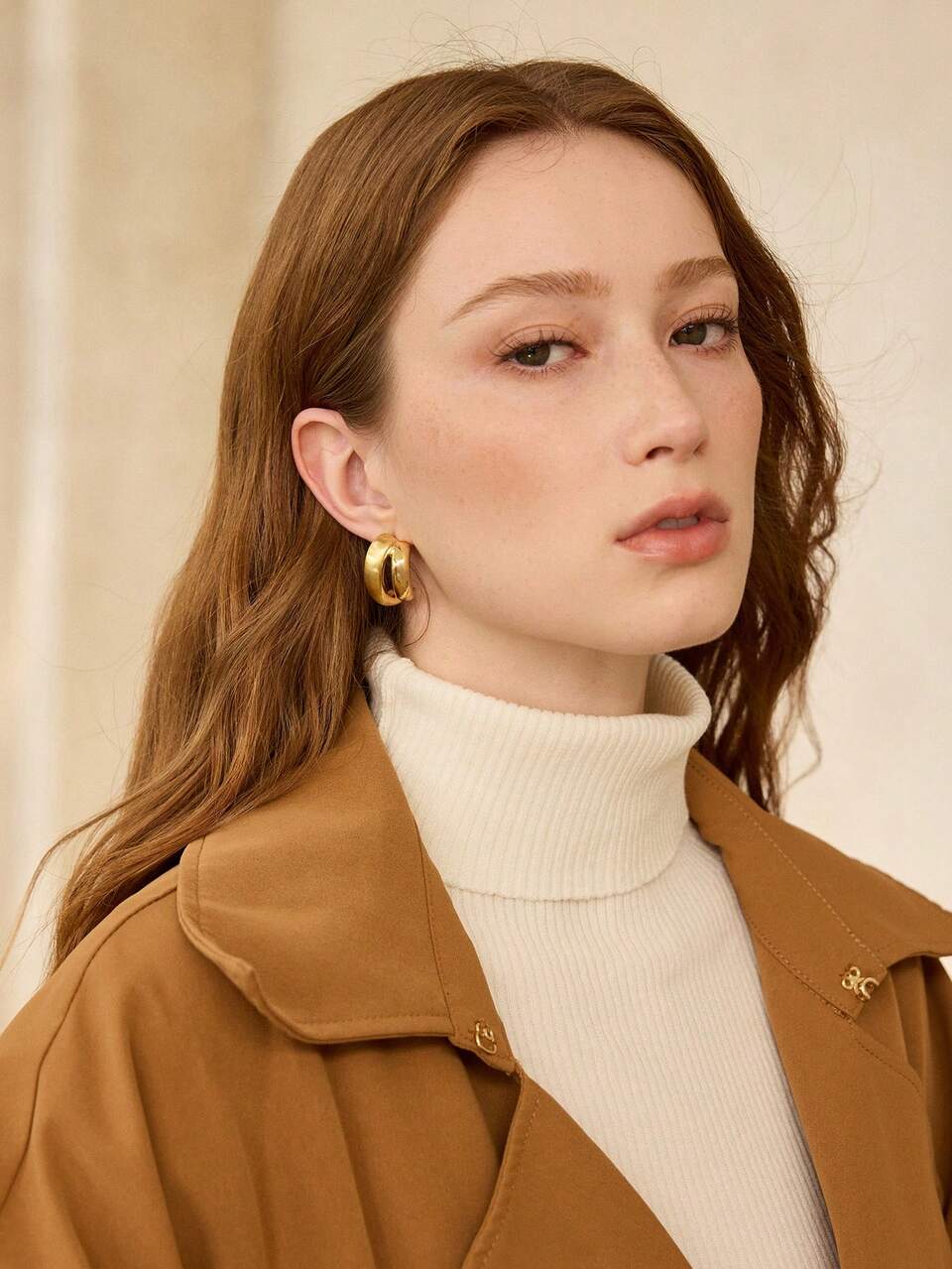 MOTF EUROPEAN AND AMERICAN METAL DESIGN CROSS HOLLOW STUD EARRINGS, NEW HIGH-END RETRO EXAGGERATED BRUSHED GOLD EARRINGS