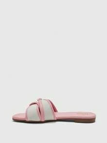 CUCCOO BIZCHIC 女款新款時尚粉色極簡扣環拼色平底涼鞋 - 粉色 - 查看 4