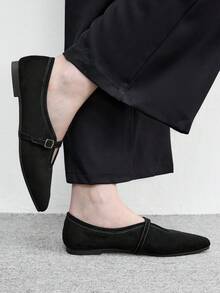 CUCCOO BIZCHIC 女款春秋麂皮小方頭V領金屬扣平底瑪麗珍鞋，復古法式低鞋面軟底 - 黑色1 - 查看 4
