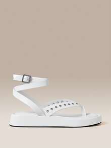 HighSole 金屬鉚釘裝飾人字夾腳踝帶街頭風涼鞋 音樂節度假穿搭 - 白色 - 查看 2
