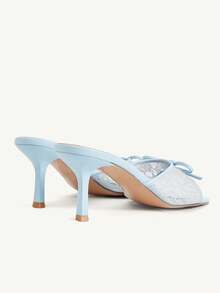 CUCCOO CHICEST 女款時尚性感方頭刺繡線條蕾絲網布蝴蝶結拖鞋，中高跟彩繪直細跟，輕盈透氣鬆弛感 - 淺藍細花網 - 查看 12