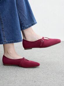 CUCCOO BIZCHIC 女款麂皮小方頭V領金屬扣平底瑪麗珍鞋，復古法式低鞋面軟底通勤鞋 - 酒紅1 - 查看 4