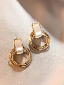Clariva 1 Pair Of Niche, Versatile, Light Luxury Earrings For Women, French-Style Fashionable Geometric Vintage Earrings Suitable For Daily Wear - Yellow Gold - View 3