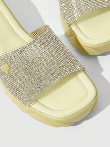 HighSole Cuccoo 时尚厚底水钻装饰坡跟凉鞋 - 芥末黃 - 查看 6
