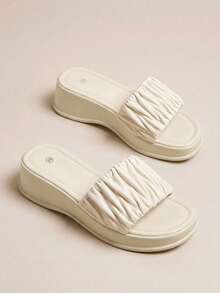 HighSole Loose Cake Thick-Soled Slippers Women Wear New Korean Online Celebrity Explosions Popular Soft Bottom Sandals. Summer Shoes - Apricot - View 4