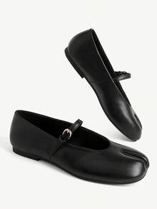 CUCCOO CHICEST Women's Black Striped Toe Cap Flat-Soled Shoes - Black - View 3