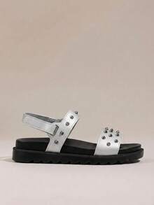 HighSole Sandalias planas de moda versátiles de verano con decoración de remaches de unicolor - Plateado - Ver 2