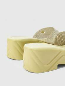 HighSole Cuccoo 时尚厚底水钻装饰坡跟凉鞋 - 芥末黃 - 查看 7