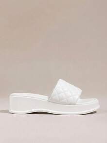 HighSole 小厚底松饼增高，流行款式，女士夏季拖鞋，时尚新款沙滩拖鞋 - 白色 - 查看 2