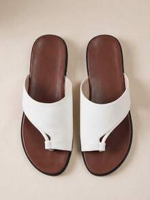 HighSole Sandal Pantai Wanita Nyaman Berwarna Putih dan Modis - Putih - View 4
