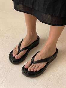 HighSole 春夏新款白色厚底坡跟夾腳拖鞋女鞋，女款防滑增高休閒舒適涼鞋，百搭涼鞋 - 黑色 - 查看 5