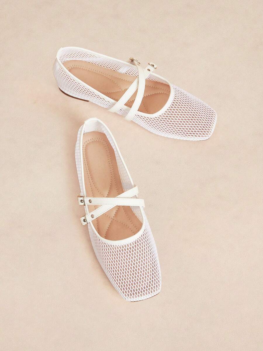 Rosivie Nuevos zapatos Mary Jane de malla francesa de moda para mujer, mocasines blancos de verano con diseño hueco transpirable, doble hebilla, punta cuadrada, suela plana y empeine bajo - Blanco - Ver 1
