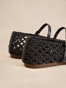 Rosivie Women's Bohemian Style Buckle Design Casual Flat Sandals - Woven black - View 4