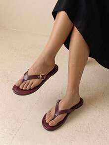 HighSole Ladies Buckle Holiday Style Summer Burgundy PU Surface Flat Bottom Slippers - Burgundy - View 3