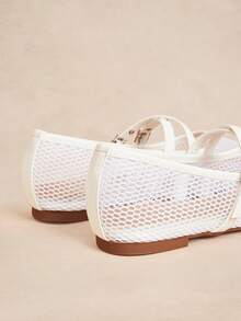 Rosivie Nuevos zapatos Mary Jane de malla francesa de moda para mujer, mocasines blancos de verano con diseño hueco transpirable, doble hebilla, punta cuadrada, suela plana y empeine bajo - Blanco - Ver 4