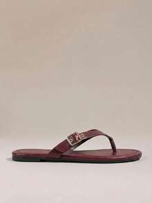 HighSole Ladies Buckle Holiday Style Summer Burgundy PU Surface Flat Bottom Slippers - Burgundy - View 2
