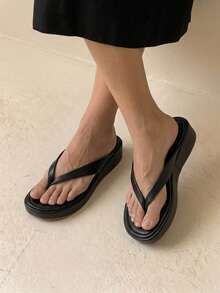 HighSole 春夏新款白色厚底坡跟夾腳拖鞋女鞋，女款防滑增高休閒舒適涼鞋，百搭涼鞋 - 黑色 - 查看 3