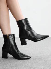 CUCCOO BIZCHIC 女款復古黑色鱷魚紋壓花皮革尖頭高跟側拉鍊短靴 光面PU修身氣質秋冬短靴 - 黑色 - 查看 6