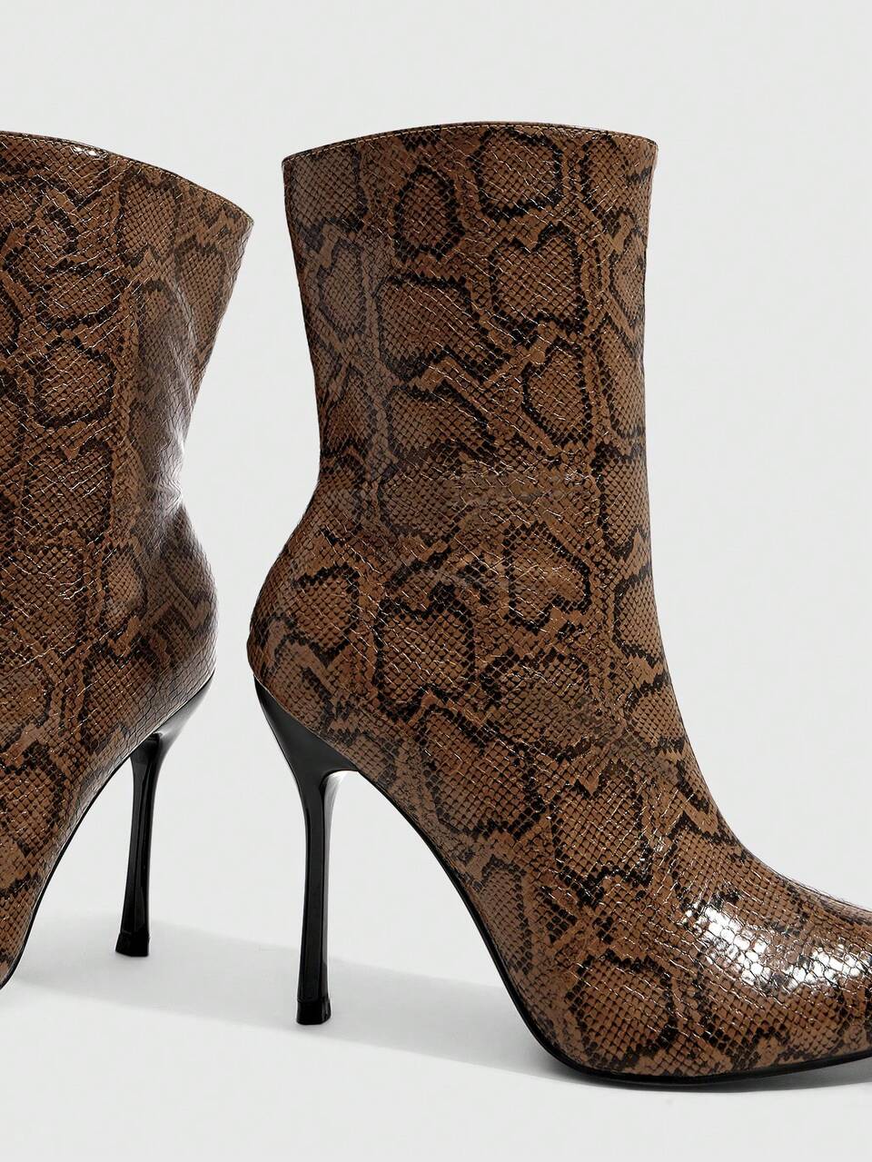 CUCCOO SZL New Brown Thin Heel Pointed Fashion Elegant Internet Celebrity Women And Ankle Boots And Short Boots