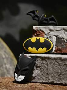 BATMAN X SHEIN 85th 3pcs/Set Bat And Hero Pattern Refrigerator Magnets - Batman - View 1