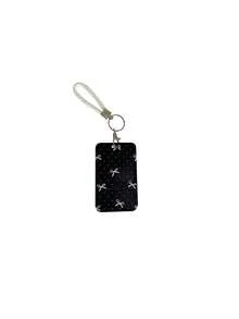 Sampul Kartu Geser dengan Pita Polkadot Lucu dan Motif Ceri. Pelindung Kartu Identitas yang Tahan Lama, Tersedia dengan Tali Kepang atau Reel Lencana yang Dapat Ditarik untuk Penyimpanan Kartu Sehari-hari. - Beraneka warna - View 19