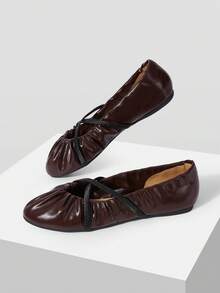 Mnmlis Women's Soft Leather Round Toe Flat-Soled Shoes, Cross-Strap Pleated Insole Embossed Design, Gentle Style Commuting Daily Versatile - Coffee Brown - View 2