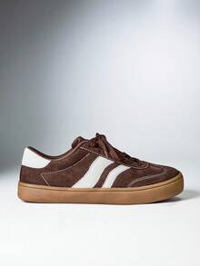 SHEIN Solezae #NaturalStride 女款寬趾對比條紋麂皮棕色赤足休閒運動鞋 – 輕量、自然舒適，適合日常穿著 - 咖啡棕 - 查看 3