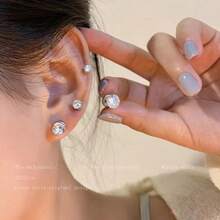 No Piercing Required Sparkling Magnetic Ear Studs, Bling Strong Magnet Ear Cuff For Men Women, Styling Rhinestone Helix Cartilage Ear Clip, Personality Ear Jewelry Gift - Multicolor - View 2