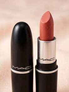 MAC أحمر شفاه ماكسيمال مطفي حريري 1.7 جرام، نكهة الفلفل الحار - الفلفل الحار - مشاهدة 2